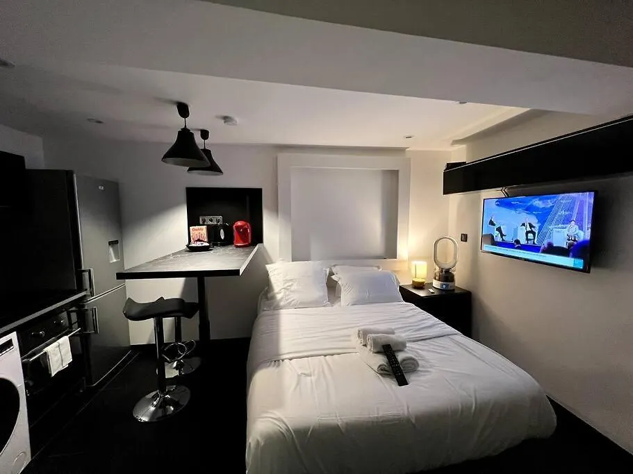 St Michel Studio Apartamento